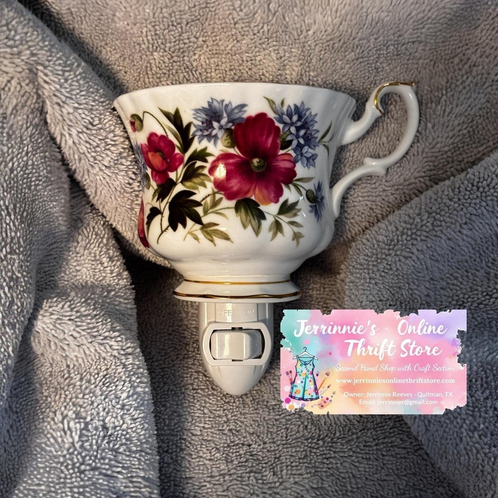 Handcrafted‎ Royal Albert Poppy Teacup Night Light
